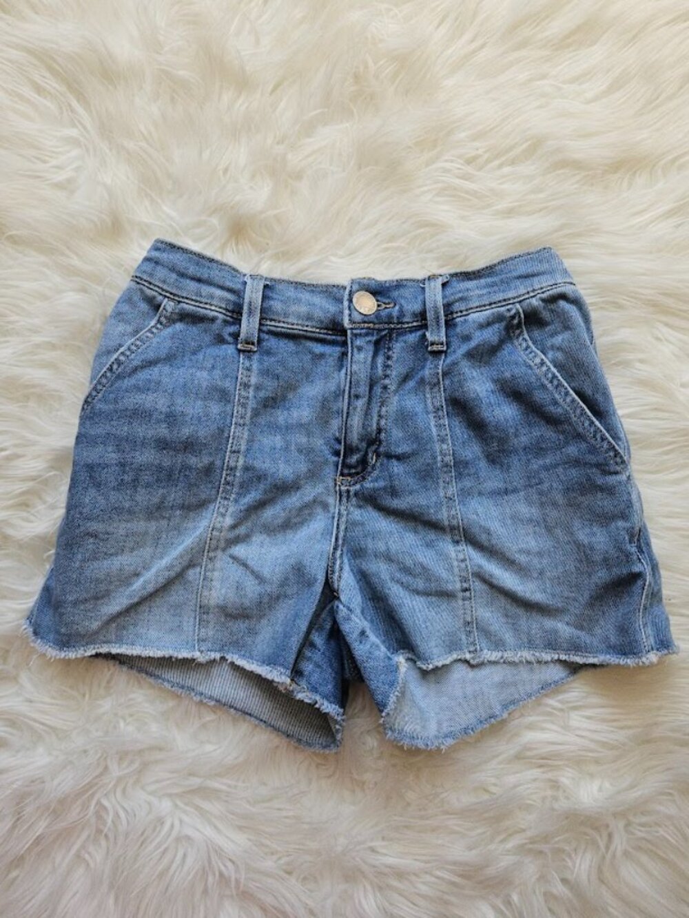 Maurices High Waisted Distressed Ripped Boho Jean Shorts XS Western Country XS